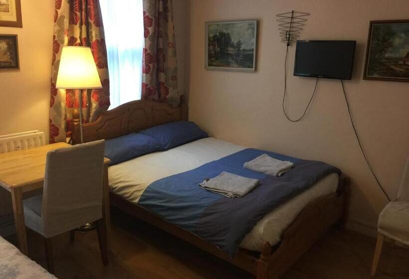 פנסיון Central Greenwich Guest Rooms