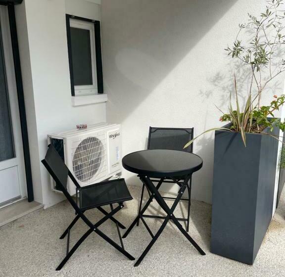 פנסיון Maison D Hôtes Romarine