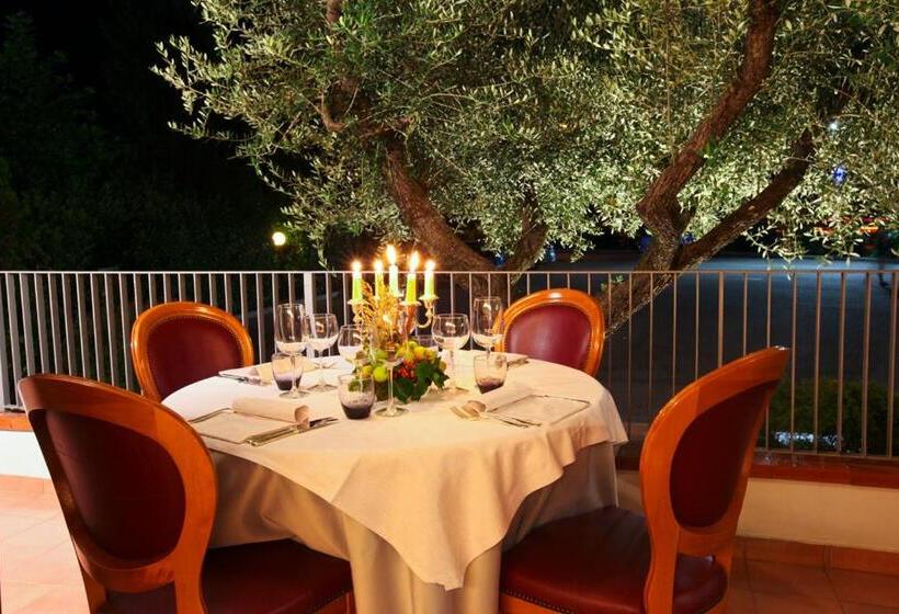 هتل Albergo Ristorante Belvedere