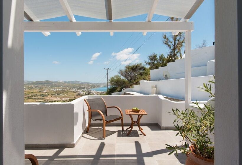 هتل Alexandros Village