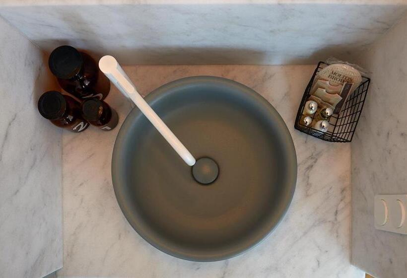 هتل Argonauta