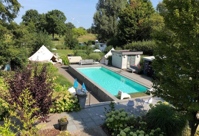 هتل Guesthouse De Witte Merel Deluxe