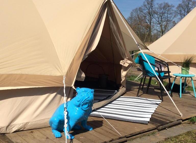 هتل Guesthouse De Witte Merel Deluxe
