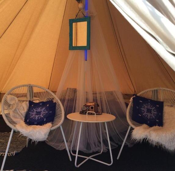 هتل Guesthouse De Witte Merel Deluxe