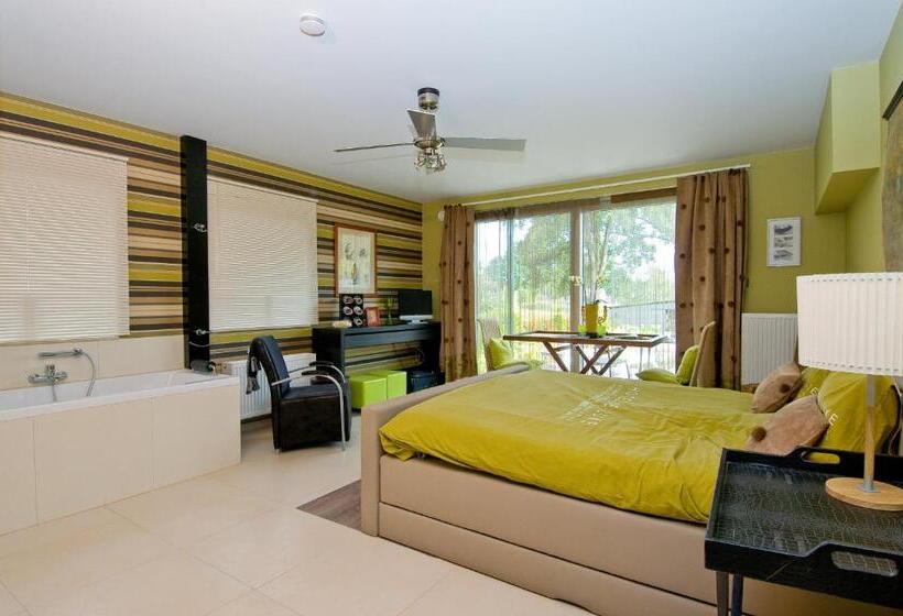 هتل Guesthouse De Witte Merel Deluxe