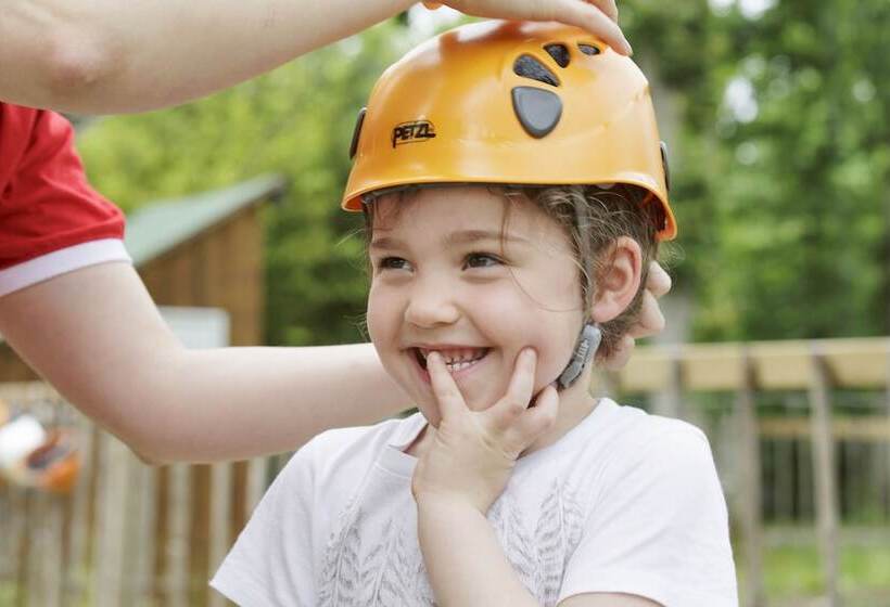 בית מלון כפרי Center Parcs Les Bois-francs