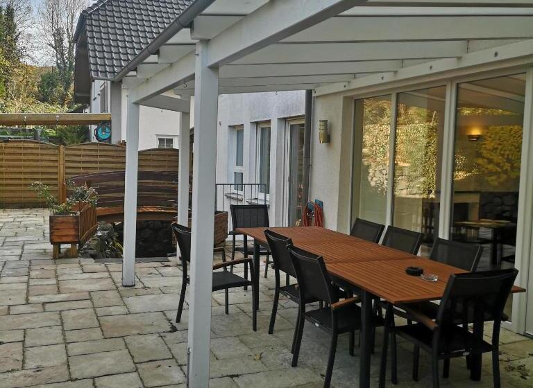 هتل Haus Hillebrand