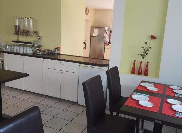 هتل Haus Hillebrand