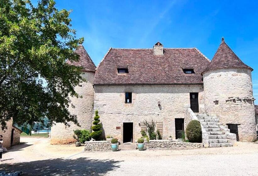 Отель Hôtel Les Vieilles Tours Rocamadour