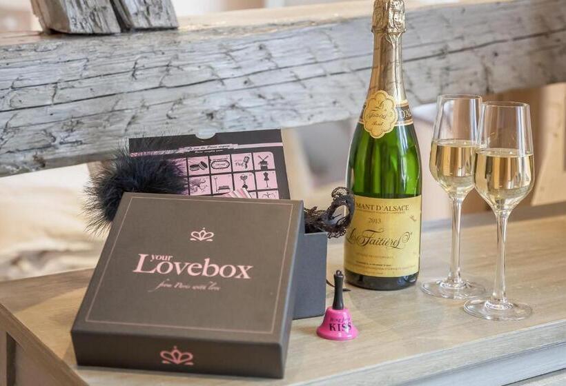 ホテル Logis Hôtel Restaurant Du Mouton