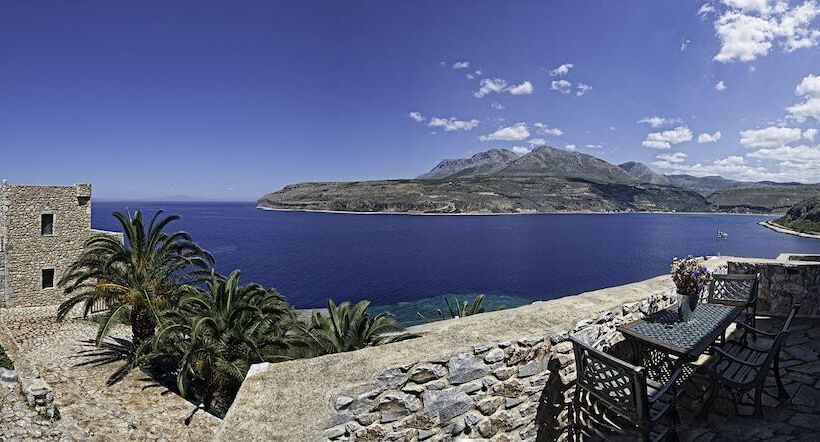 호텔 Limeni Village