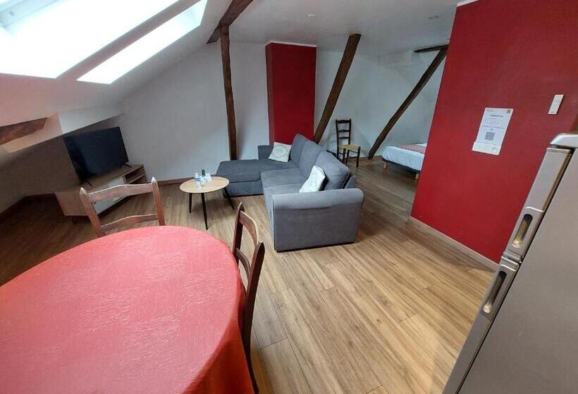 هتل Logis Hôtel   Les Pasteliers