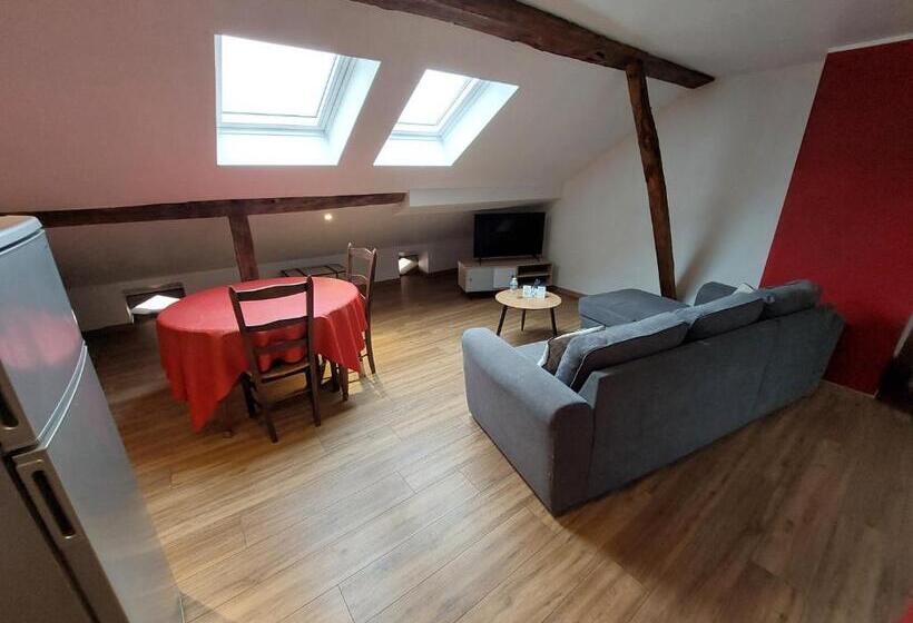 هتل Logis Hôtel   Les Pasteliers