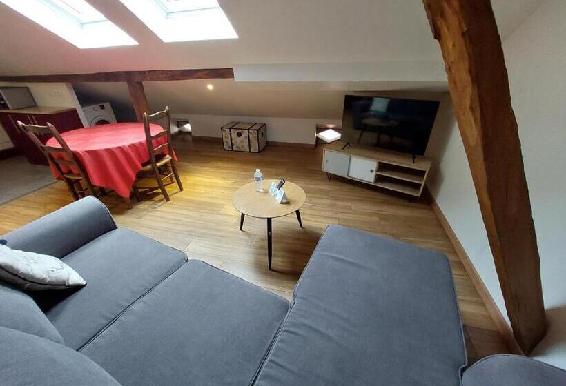 هتل Logis Hôtel   Les Pasteliers