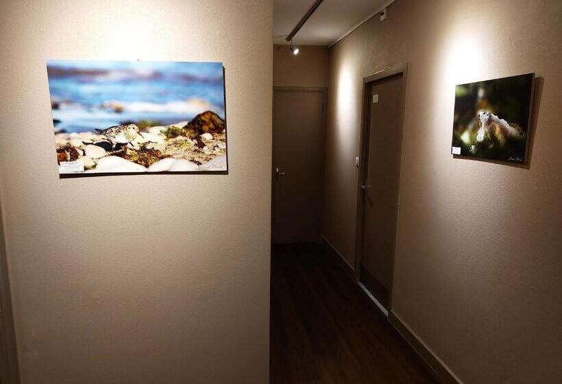 هتل Logis Hôtel   Les Pasteliers