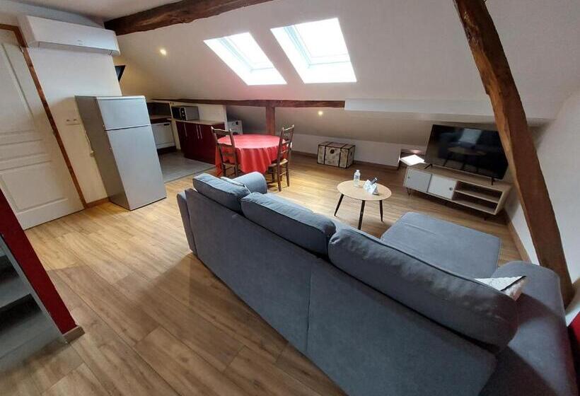 هتل Logis Hôtel   Les Pasteliers