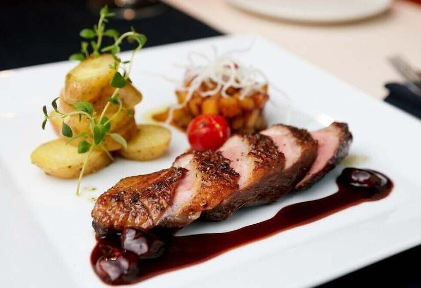 فندق Logis Des Cretes De Pignols