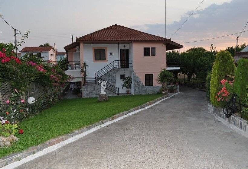 فندق Olympion Village Studios