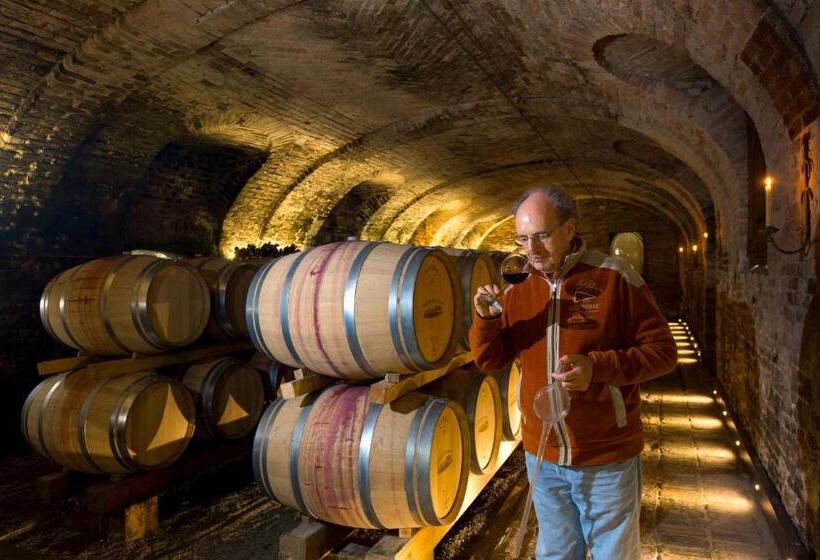 فندق Relais Castello Di Razzano