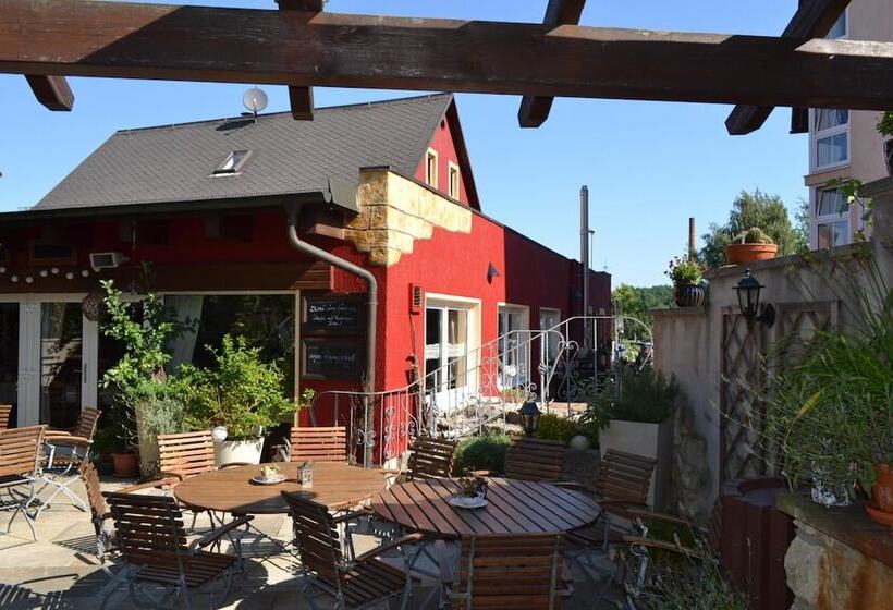 Отель & Restaurant Zur Linde