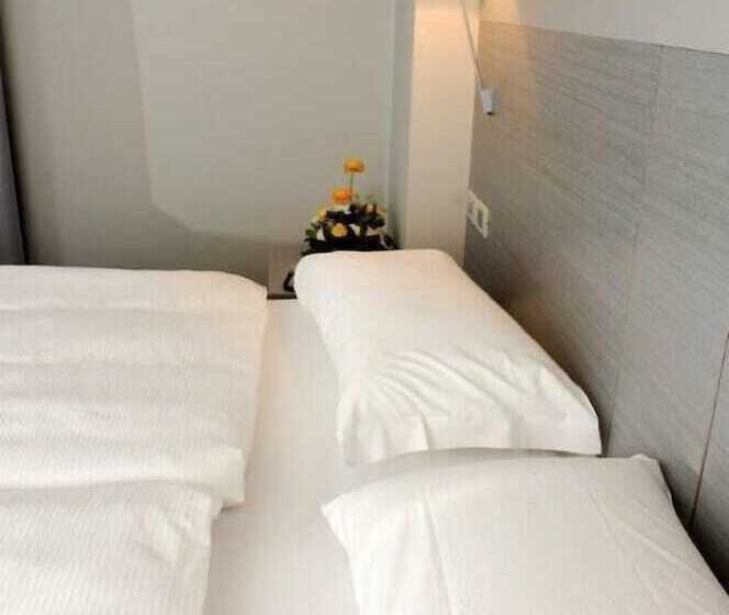 فندق Ristorante Primavera