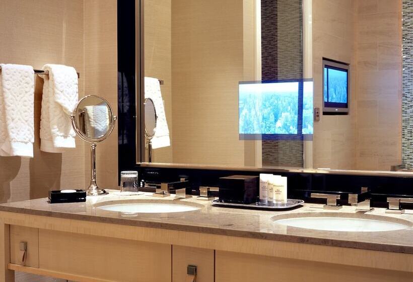 هتل The Skylofts At Mgm Grand