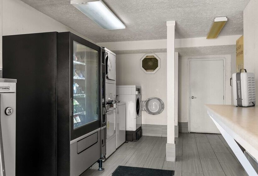 מוטל Americas Best Value Inn Lincoln