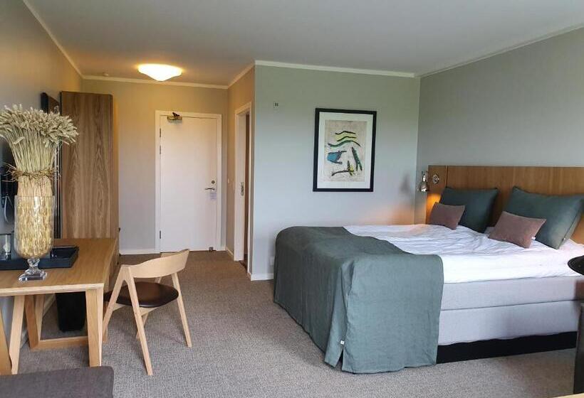 Nor   Badehotellet
