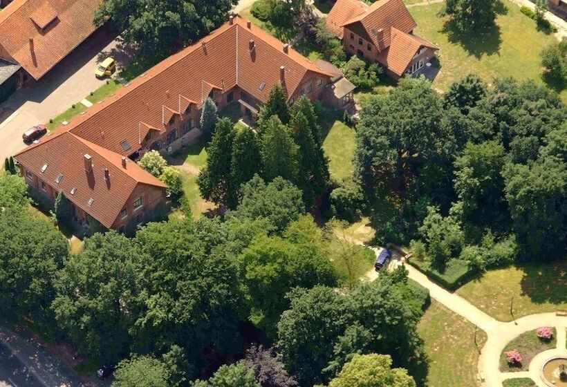 פנסיון Gastehaus Schlossgarten
