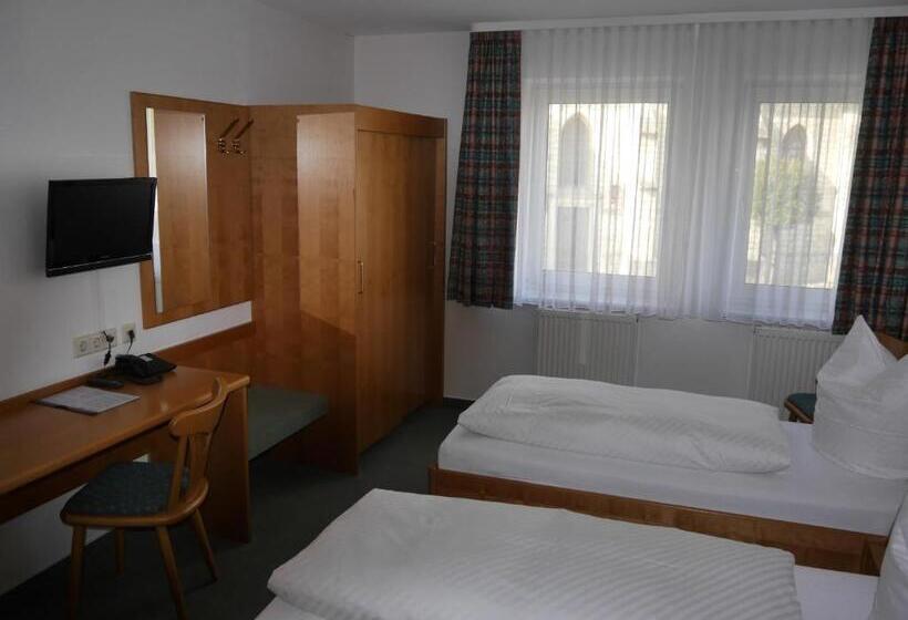 Пансион Gasthof Hotel Adler Inneringen