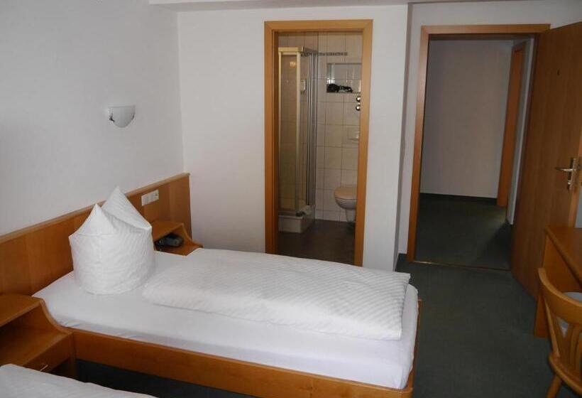 Пансион Gasthof Hotel Adler Inneringen