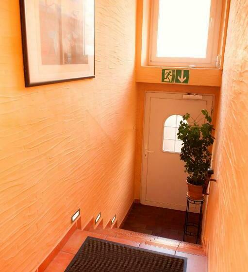 ペンション Neubert`s Gasthaus Am Rhein