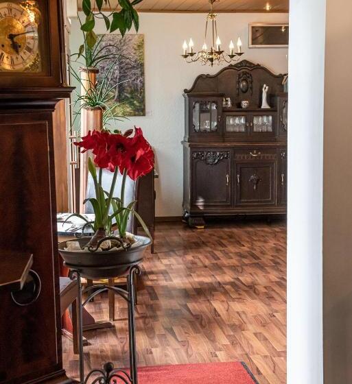 ペンション Neubert`s Gasthaus Am Rhein