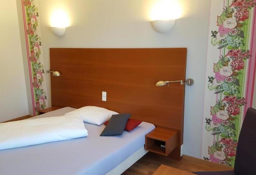 ホテル Schloss Rockenhausen