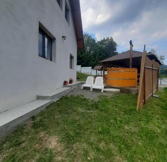 Casa Poiana Largului
