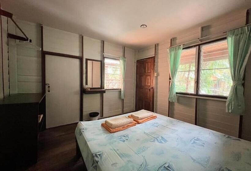 Dream Valley Resort, Tonsai Beach