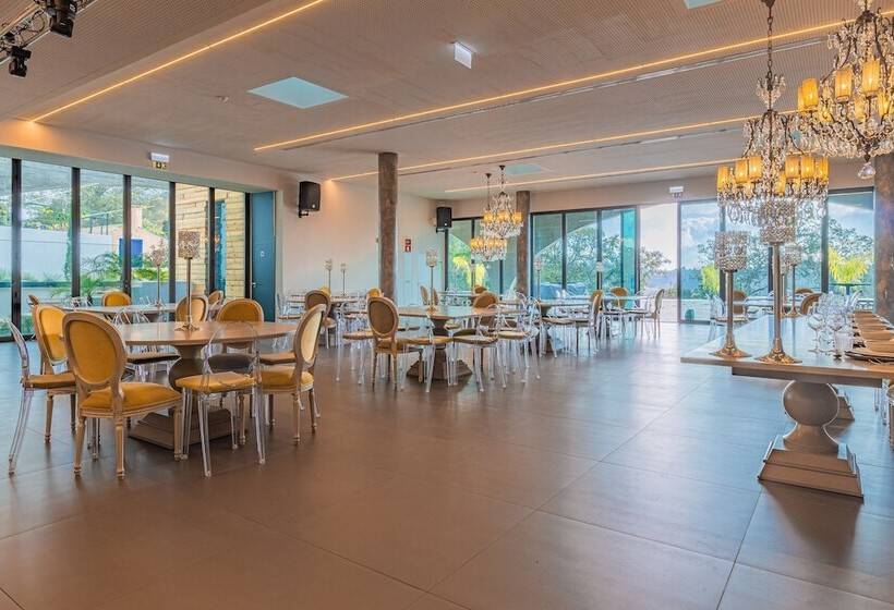 ホテル Cerrado Das Fontainhas Spa