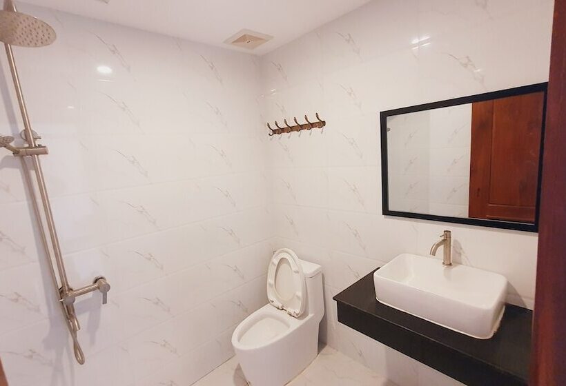 هتل Darling Pub Hostel