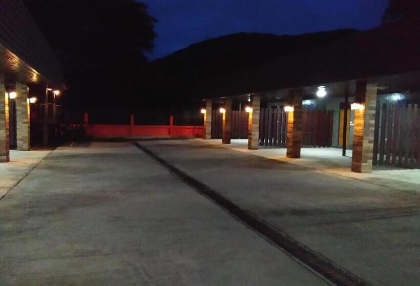 Pooma Resort