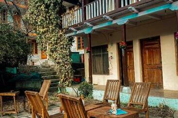 هاستل Yaarana Stay & Cafe, Vashisht, Manali