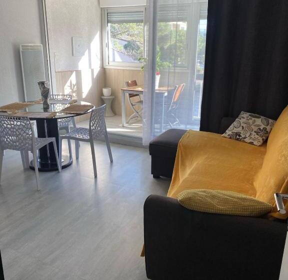 Appartement Au Pied De La Plage   Saint Cyprien