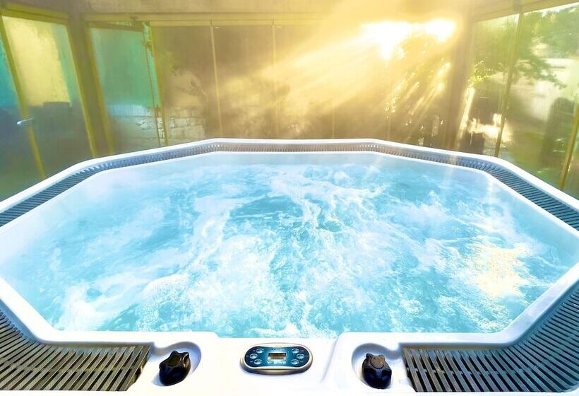 Banana Alaçatı Wellness Hotel   Adults Only