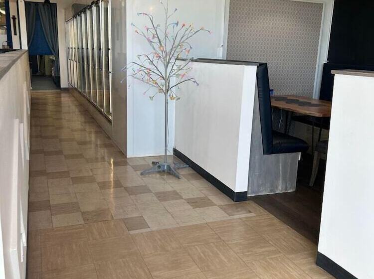 فندق Parkside Inn