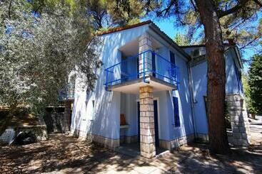 پانسیون Morski Gaj Resort