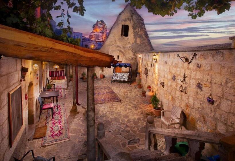 Peri̇ Cave Konak
