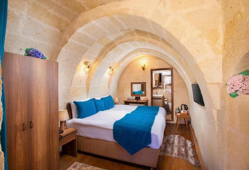 Peri̇ Cave Konak