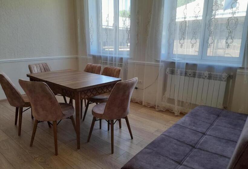 Melkonyan S Home