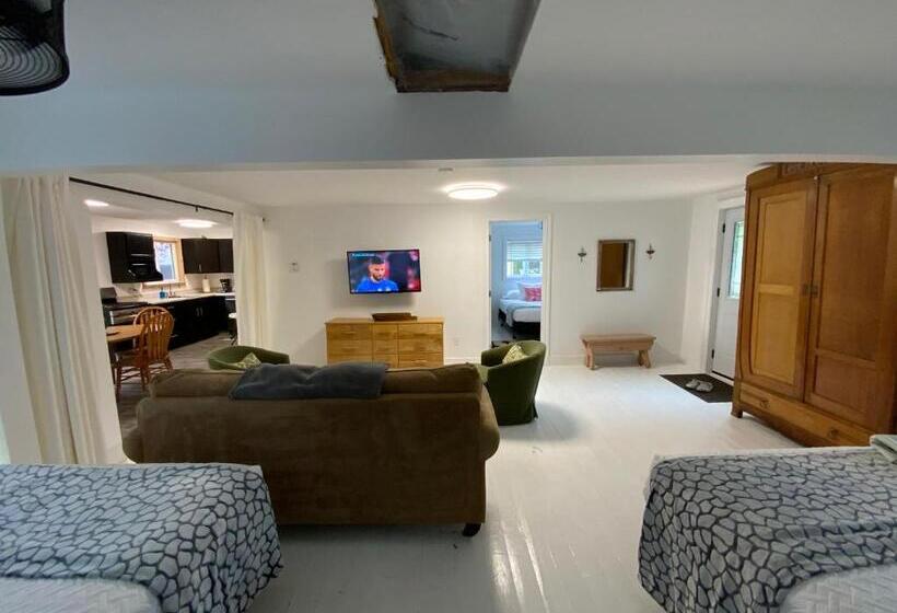 بنسيون Casavon Cottages Cottage A