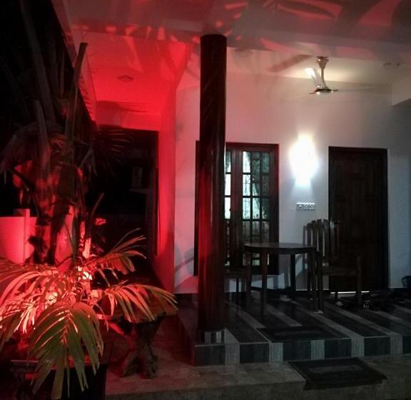 هتل Dive Beach Palace