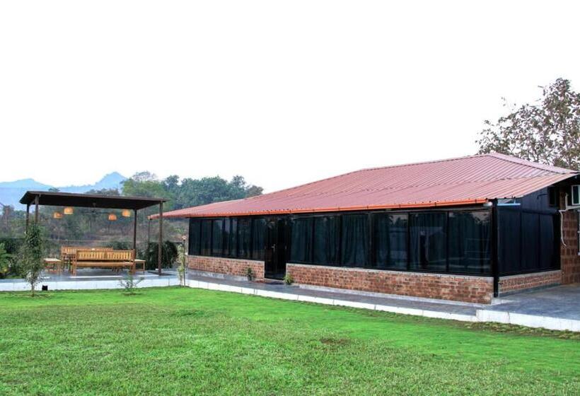 هتل Privy Stays Bherse Villa